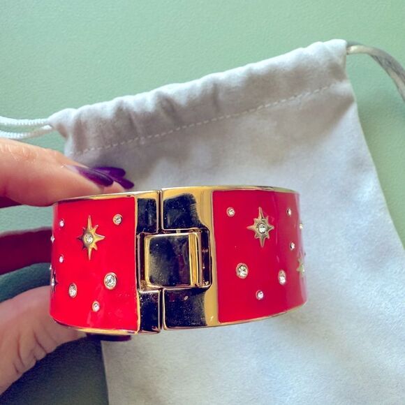 NEW ANN TAYLOR STARS AND MOON BRACELET - Picture 3 of 5